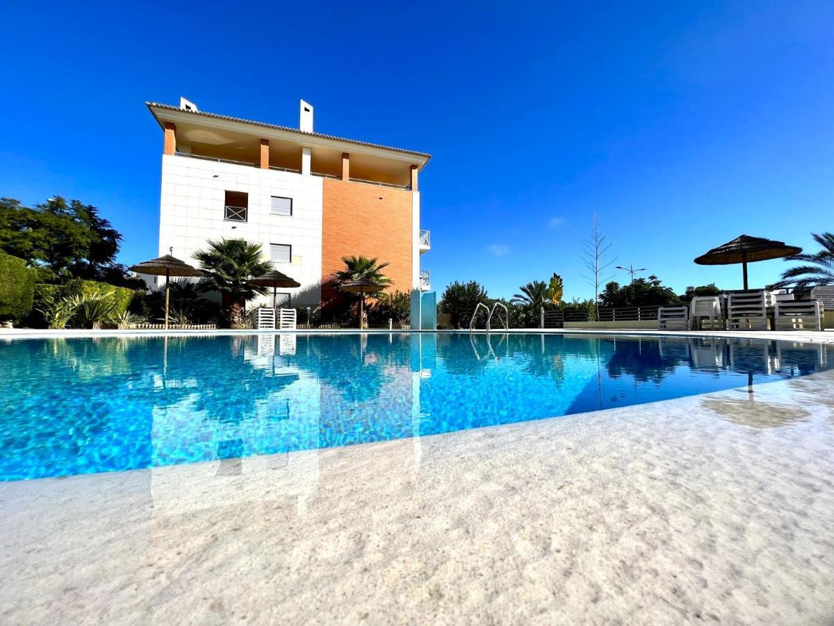Appartamento Albufeira Modern 4 With Pool By Homing Esterno foto